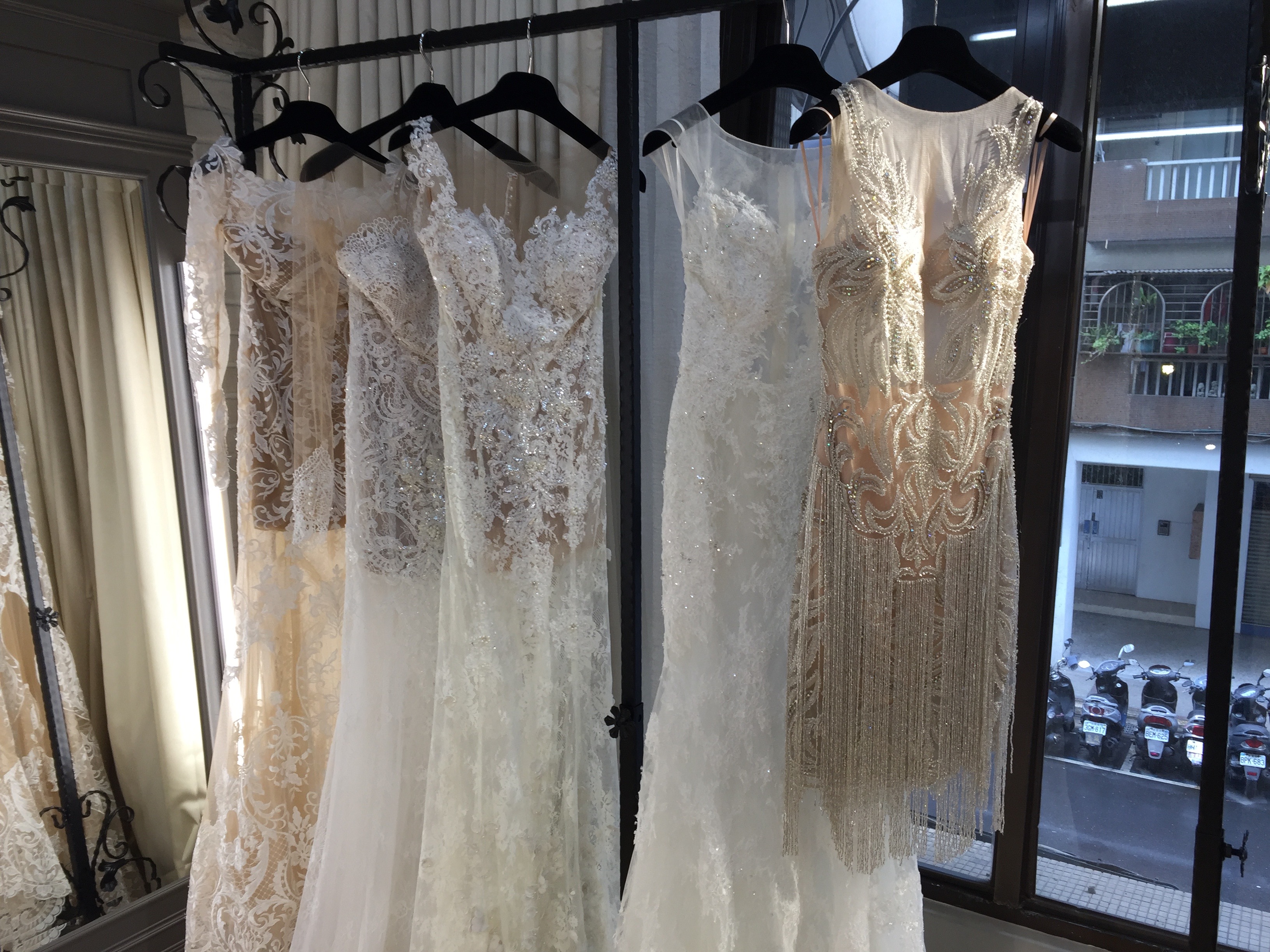 【新娘試衣間】一起去~JillBridal 吉兒法式手工婚紗 試穿禮服吧!